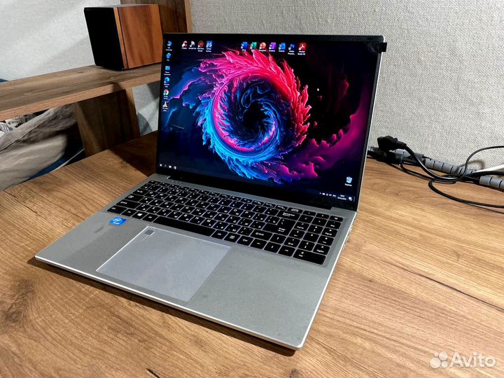 Ноутбук 2К 60 Гц 2560x1600 12GB-256GB 16.2