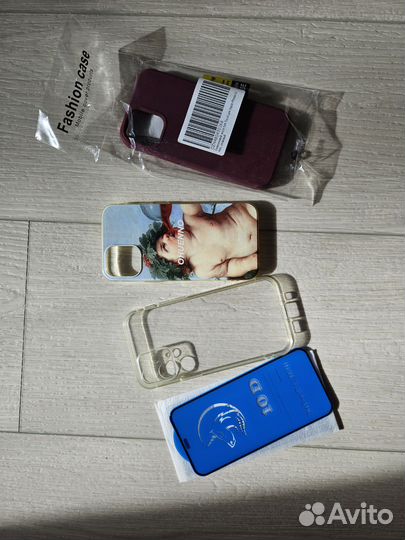 Чехлы и стекло на iPhone 12 mini