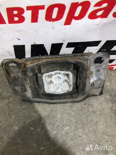 Кронштейн кпп передний левый Ford Mondeo 4 2.3