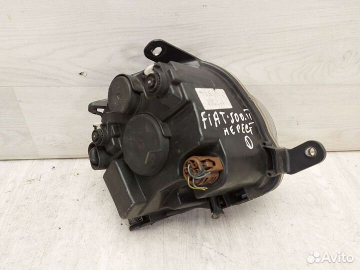 Фара левая Fiat 500. 2007-2015