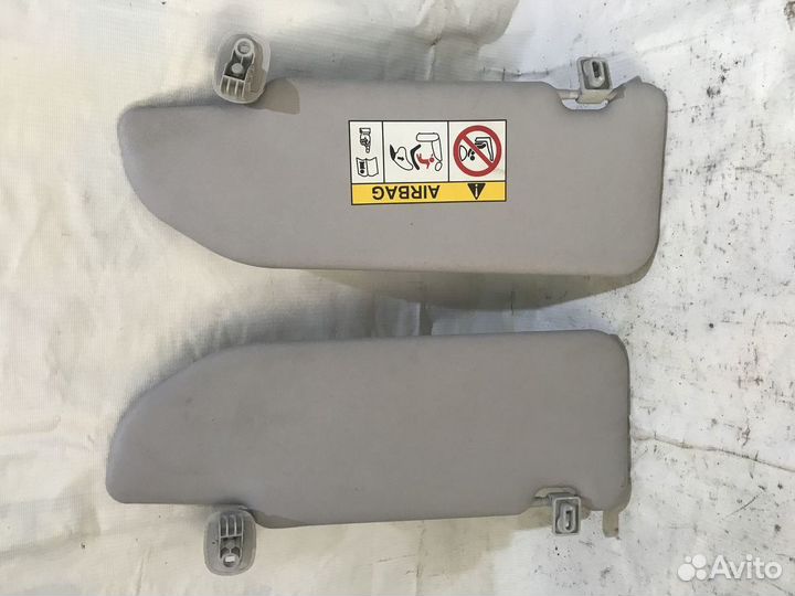 Козырек солнцезащитный (внутри) к-кт Лада Веста