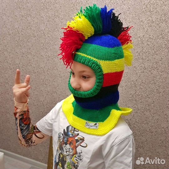 Детский вязаный шлем ирокез