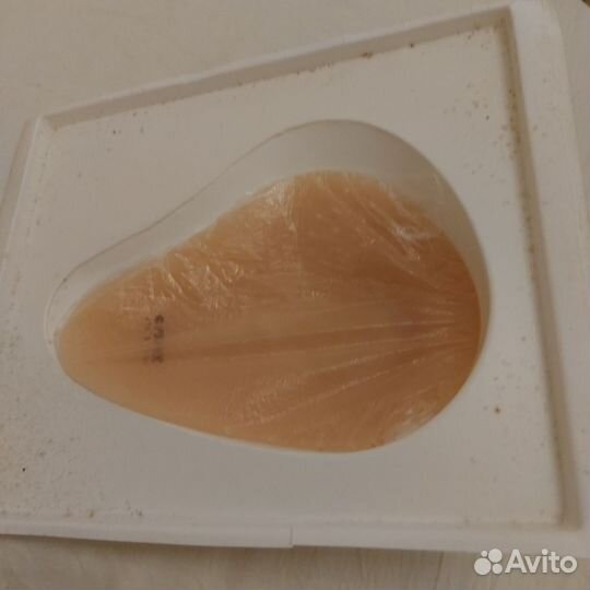 Экзопротез молочной железы левый