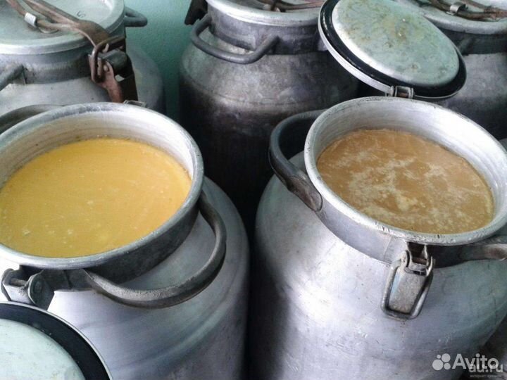 Продам мед и мед в сотах оптом