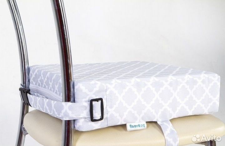 Стульчик для кормления/бустер/подушка на стул