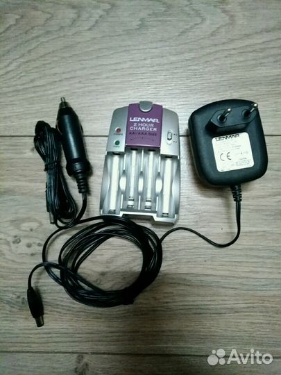 Зарядное устройство Lenmar Pro32