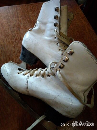 Коньки размер 19, 21.5, 24,раз7.5-30раз