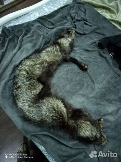 Меховой воротник чернобурка