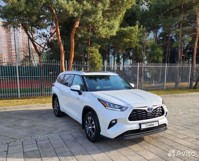 Toyota Highlander 2.5 AT, 2022, 655 км