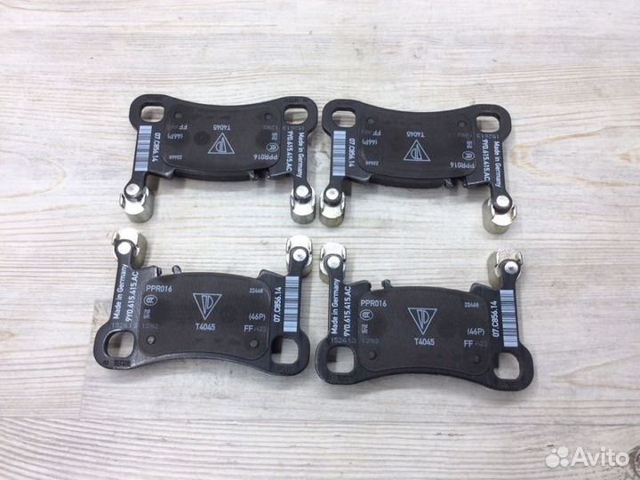 Колодки тормозные задние Porsche Cayenne 2017