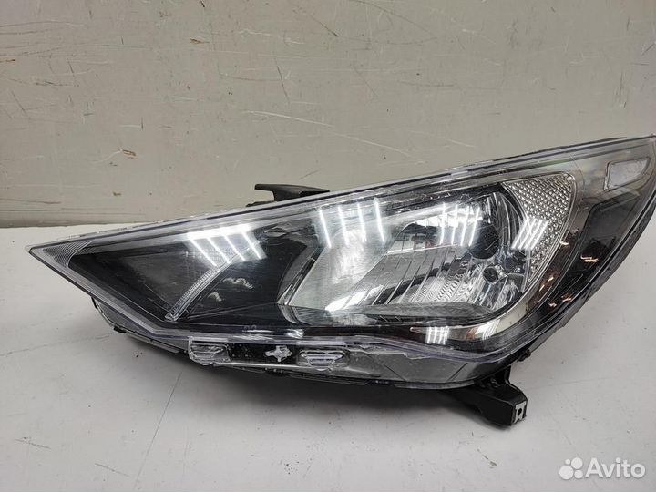 Фара левая правая комплект solaris 2020-нв 92101H5