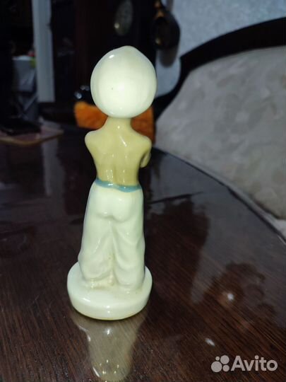 Фарфоровая статуэтка индус артель прогресс