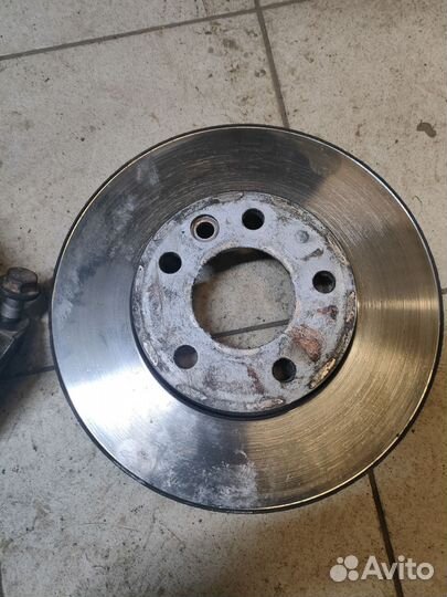 Передние тормоза Фольксваген т6