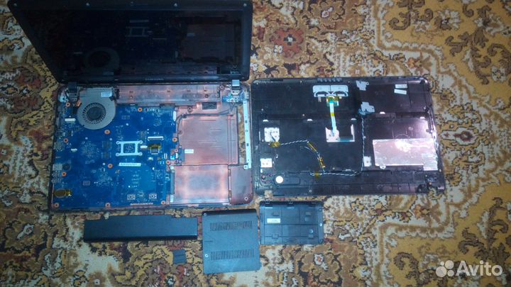 Ноутбук на запчасти Samsung r525