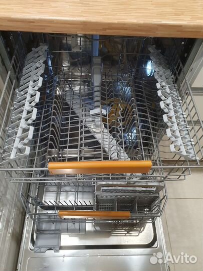 Посудомоечная машина Electrolux