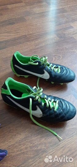 Футбольные бутсы найк