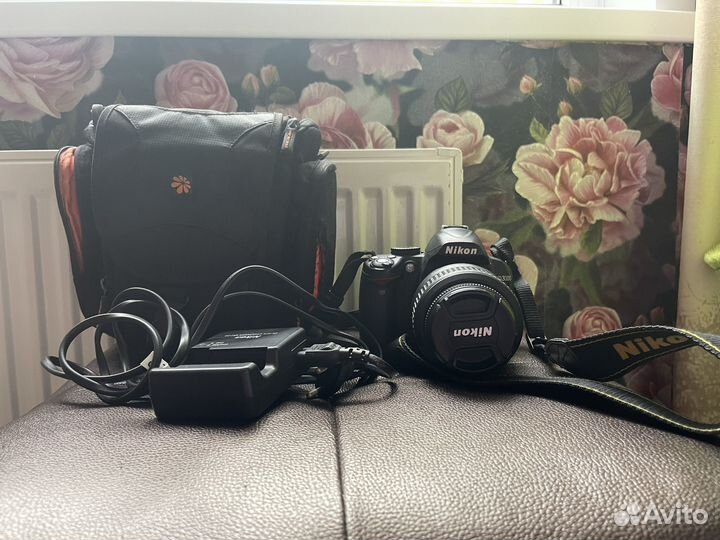 Зеркальный фотоаппарат Nikon d3000