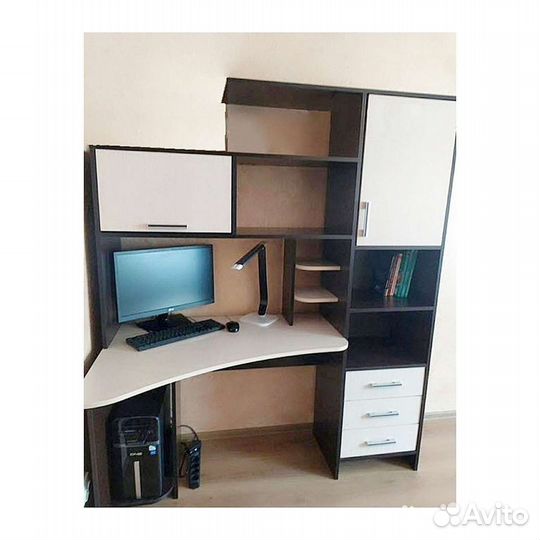 Новый рабочий уголок, компьютерный стол