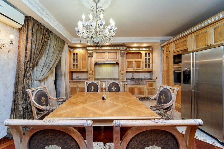 4-к. квартира, 230,9 м², 11/16 эт.