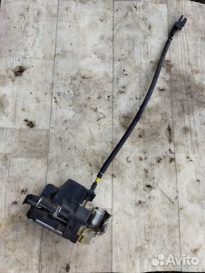 Замок двери передней правой Fiat Doblo