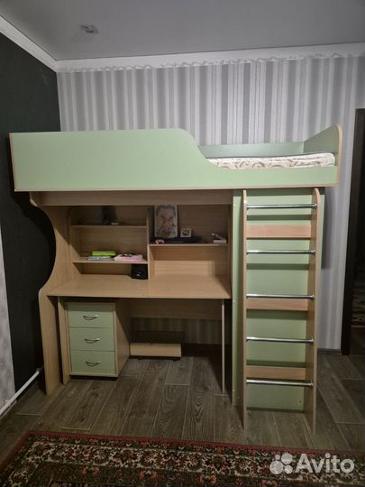 Кровать чердак