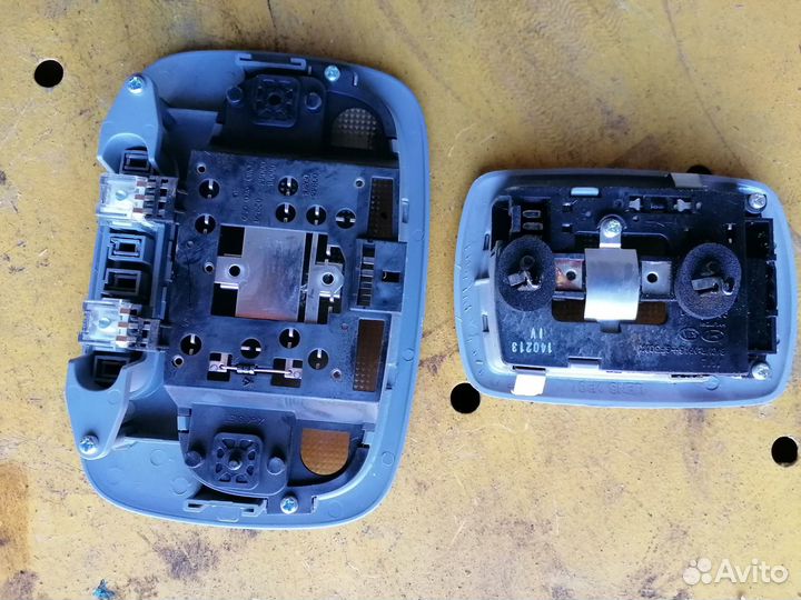 Плафон салона на Kia Sorento (XM) 2009-нв