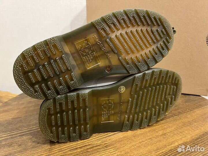 Ботинки женские зимние Dr Martens белые