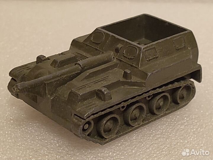 Игрушка для детей. Машинка. Самоходка