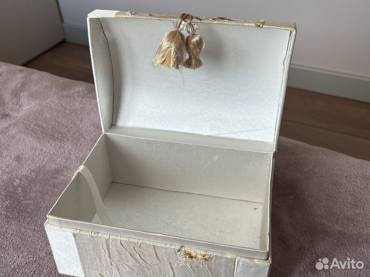 Шкатулка для украшений