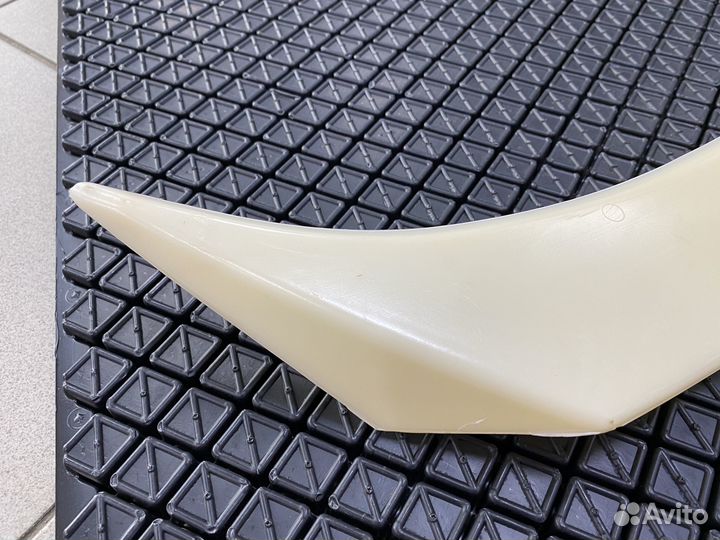 Спойлер на багажник Toyota Camry V70 2018-2020