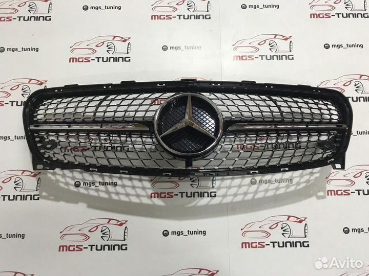 Решетка на Mercedes GLA Diamond Black 16+