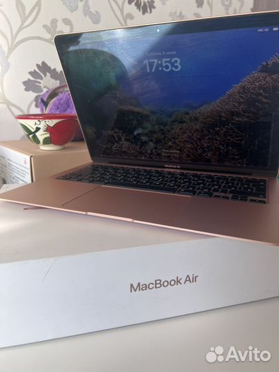 Macbook air 13 2020 m1