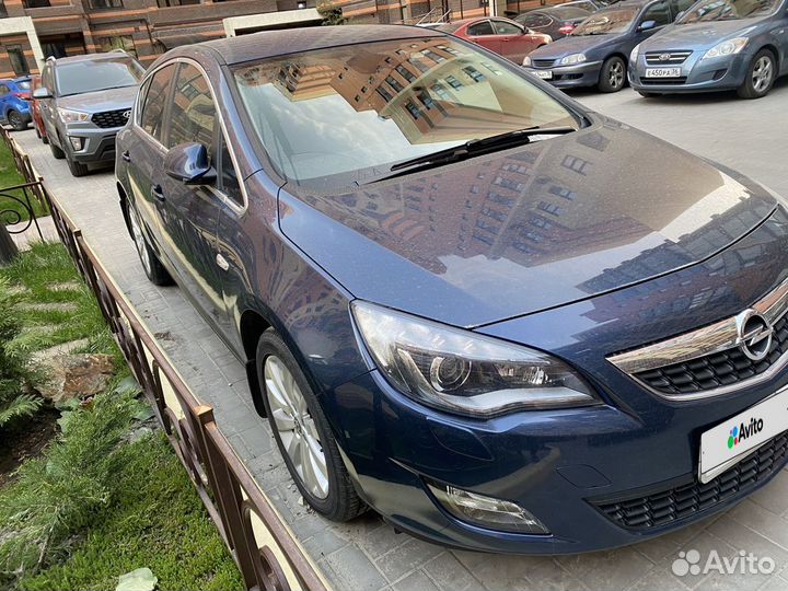 Opel Astra 1.6 МТ, 2012, 27 500 км