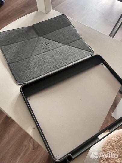 Uniq чехол iPad