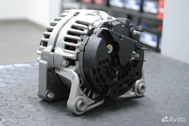 Генератор Opel Astra H, Opel Zafira B 1.6, 1.8
