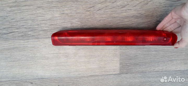 Фонарь стоп сигнал задний Пежо 308 peugeot