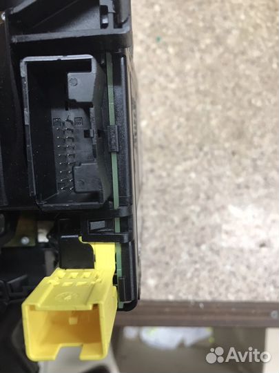 Блок подрулевых переключателей VW 3C0953549AB