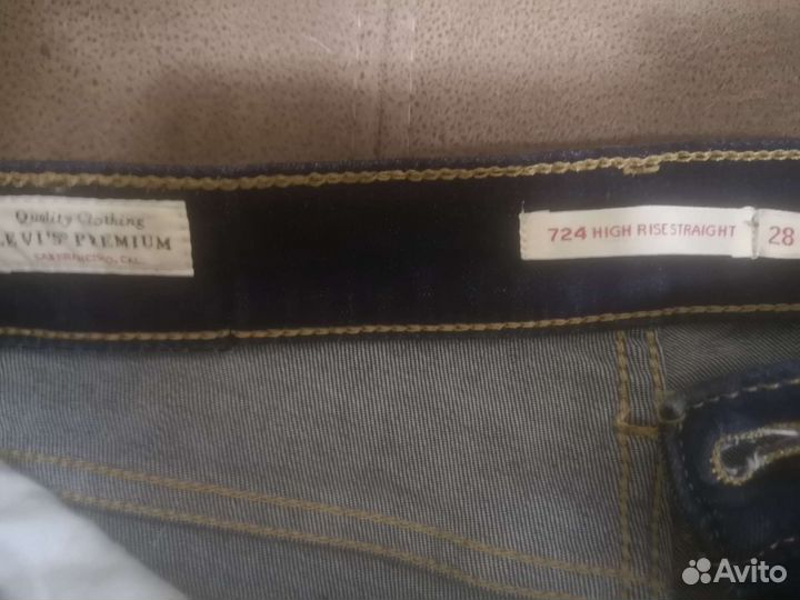 Джинсы женские levis