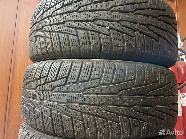 Nokian Tyres Hakkapeliitta R SUV 215/55 R16 91U