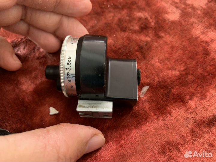 Видоискатель универсальный* для дальномерок. СССР