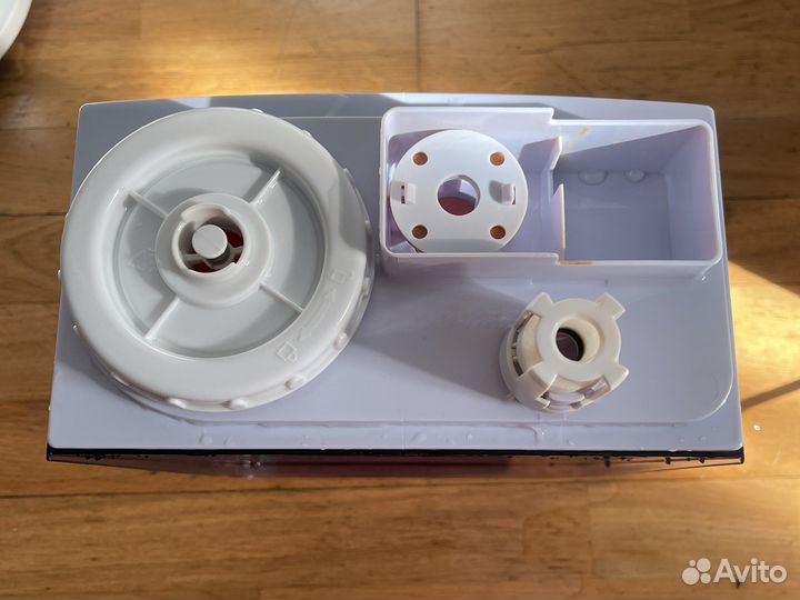 Увлажнитель Electrolux EHU-3315D белый