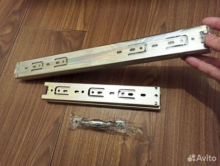 Салазки и рукоятка