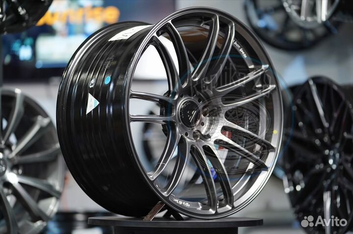 Литые диски Wheelegend VLF-T01 R18 5x114.3 *VL180