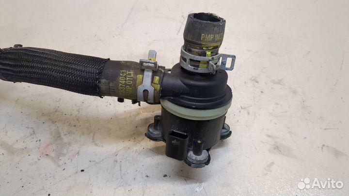 Насос водяной Chevrolet Volt, 2017