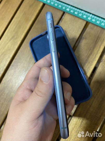 iPhone Xr, 64 ГБ