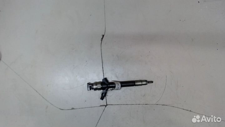 Форсунка топливная Toyota Avensis 2, 2006