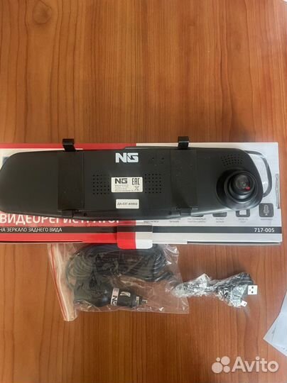 Видеорегистратор на зеркало