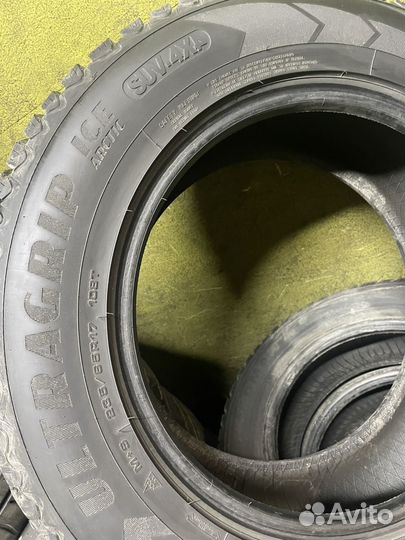 Goodyear UltraGrip Ice Arctic SUV 235/65 R17 108T