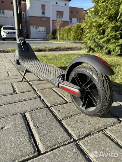 Электросамокат Ninebot KickScooter ES2