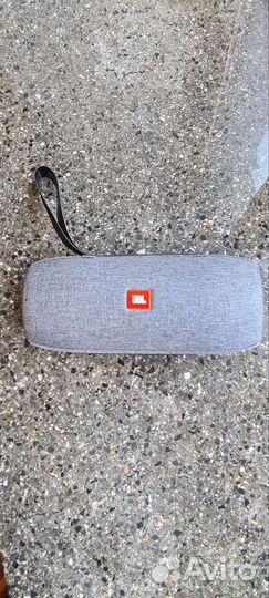 Bluetooth колонка jbl charge 3